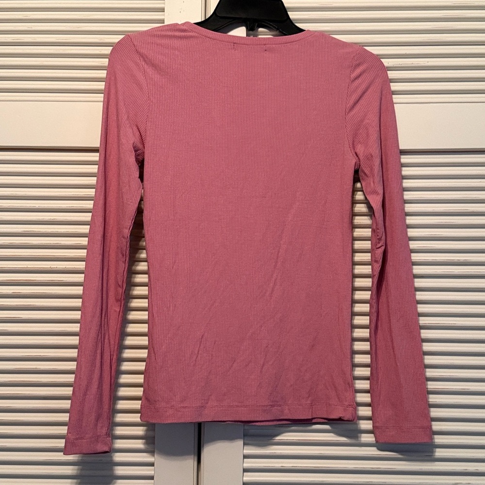 ShopEvelynne Pink Long Sleeve Crew Neck Rayon Rib Knit Tee - Picture 6 of 8